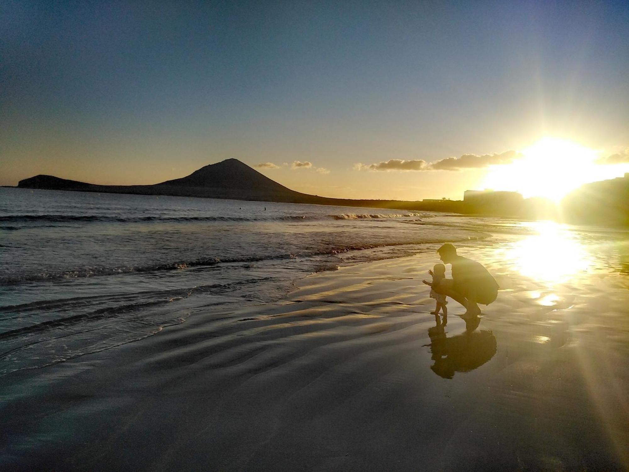 Alquilaencanarias El Medano Beach 1 Bagian luar foto